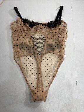 NWT Victoria’s Secret Very Sexy Sheer Rose Dot Unlined Balconette Teddy size L